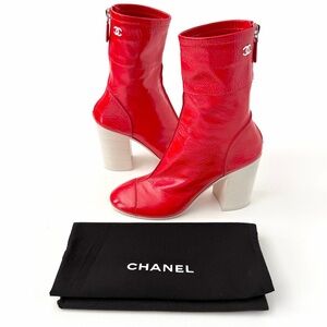 CHANEL | Red Patent Leather CC Logo Block Heel Ankle Boots EU 37.5
